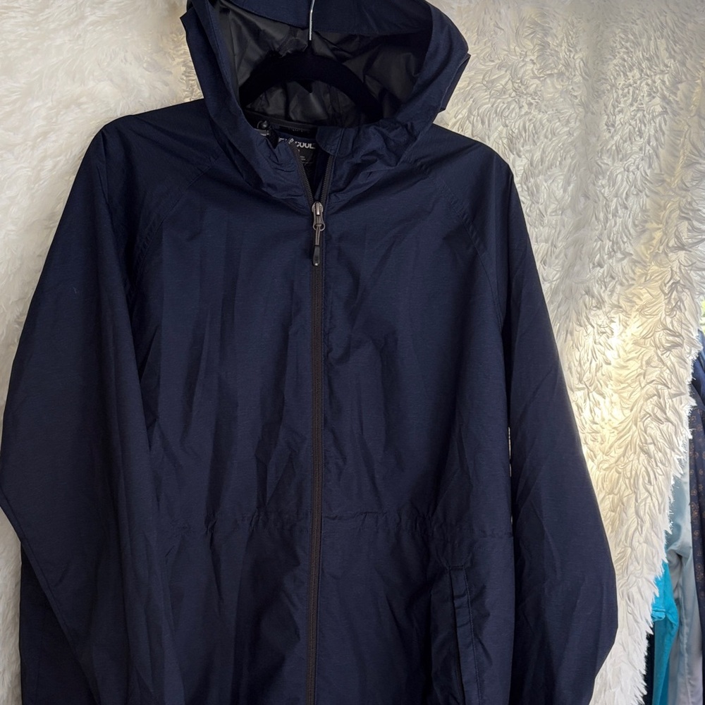 32 Degrees Men's Dark Blue Windbreaker